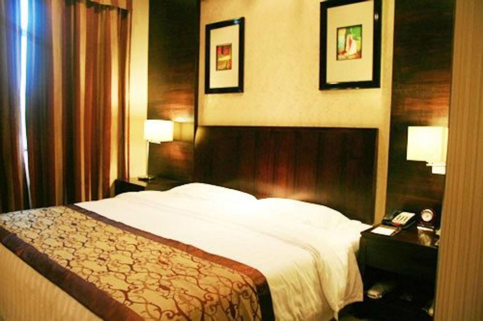 Beijing Jinlong Hotspring Hotel Exterior foto